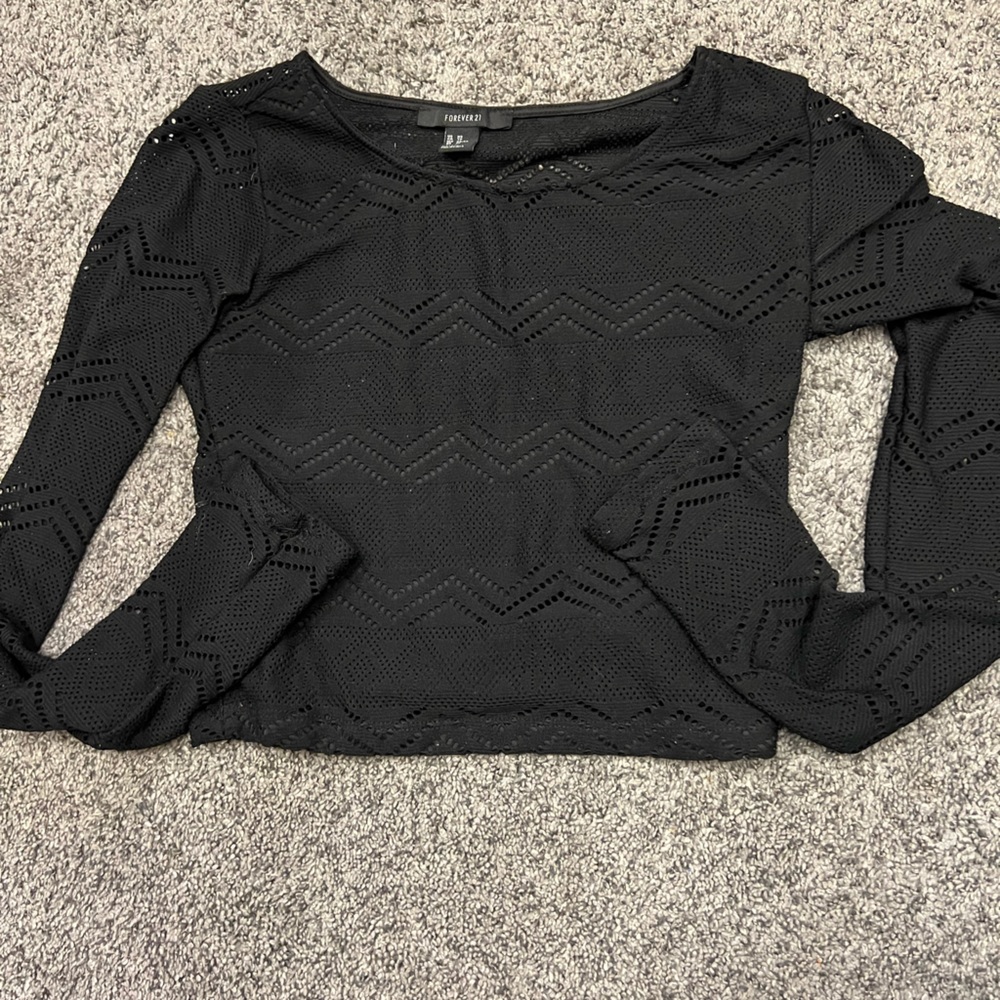 Long sleeve crop top
